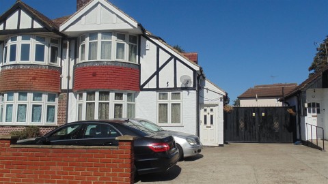 View Full Details for Great West Road, Hounslow
