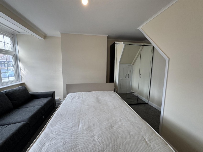 Images for Parkfield Road, Feltham