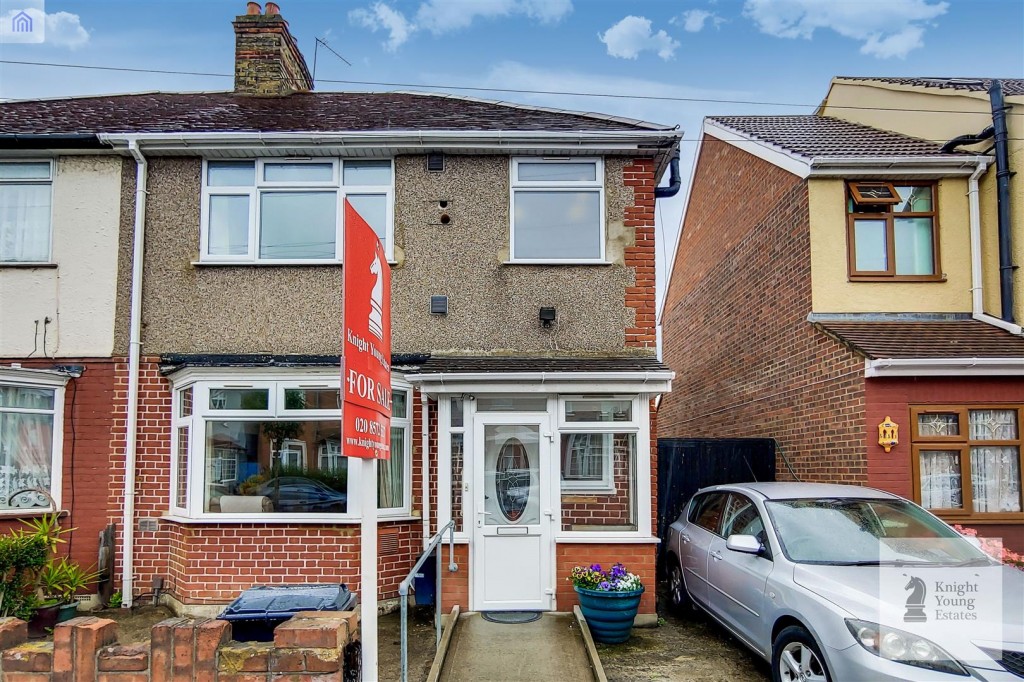 Cranbrook Road, Hounslow, 3 bedroom, House SemiDetached