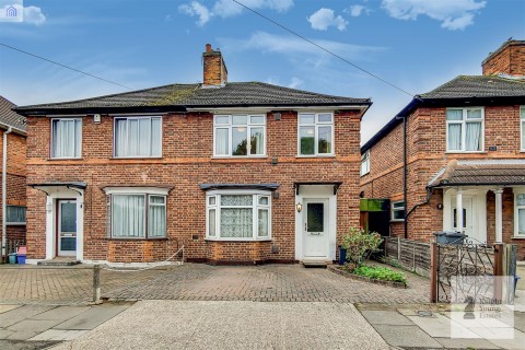 View Full Details for Colwyn Crescent, Hounslow