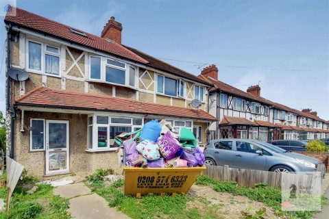 View Full Details for Taunton Avenue, Hounslow
