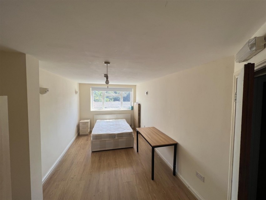 Images for Kingsley Road, Hounslow
