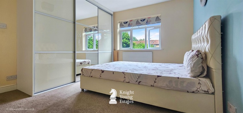 Images for Kings Avenue, Hounslow