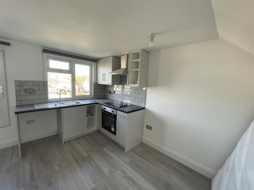 Images for Taunton Avenue, Hounslow