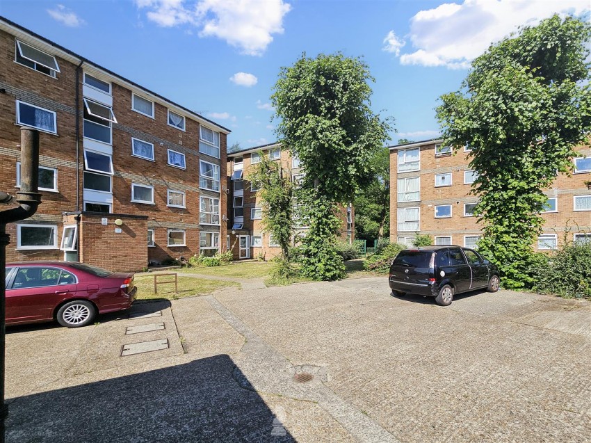 Images for Dormers Wells Lane, Southall