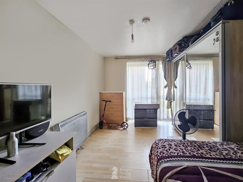 Images for Dormers Wells Lane, Southall