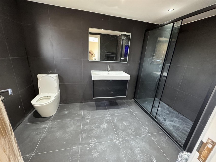 Images for Laburnum Grove, Hounslow