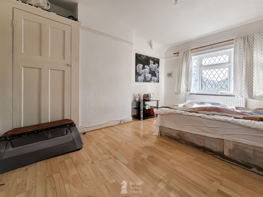 Images for Heston Avenue, Heston TW5 9EU