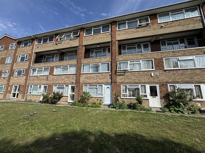 Images for Travellers Way, Hounslow