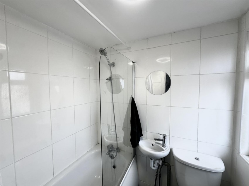 Images for TAUNTON AVE, HOUNSLOW