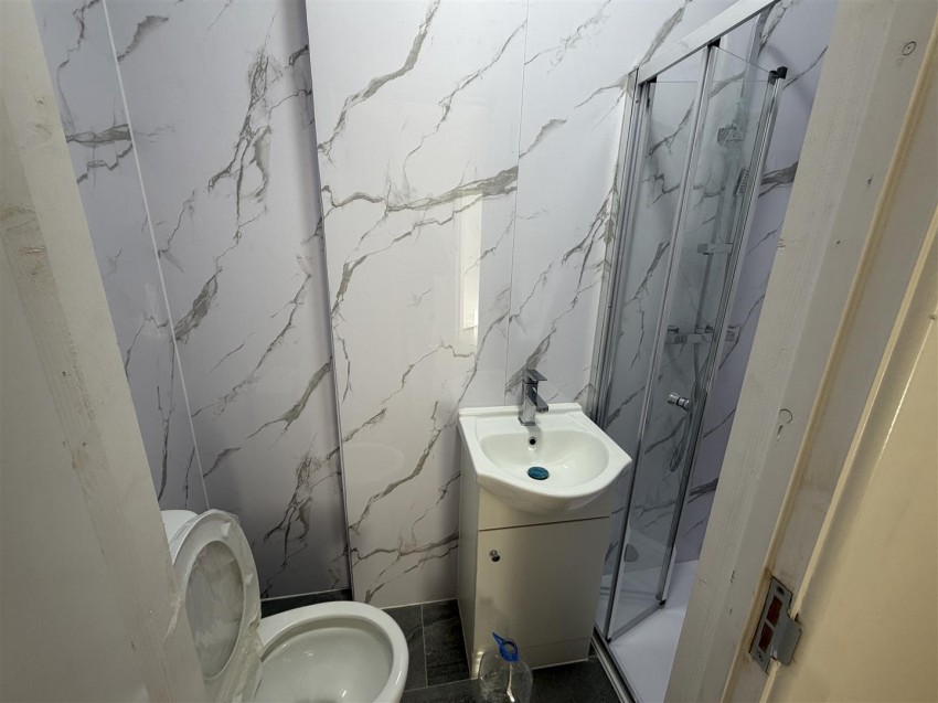 Images for High Street, Hounslow