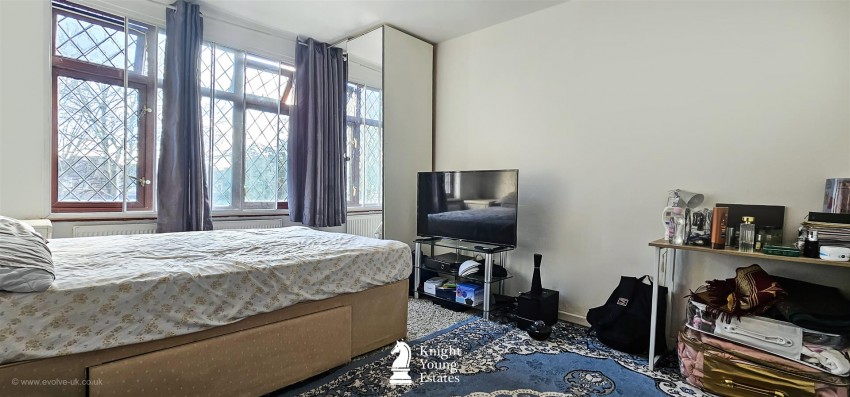 Images for Colwyn Crescent, Hounslow