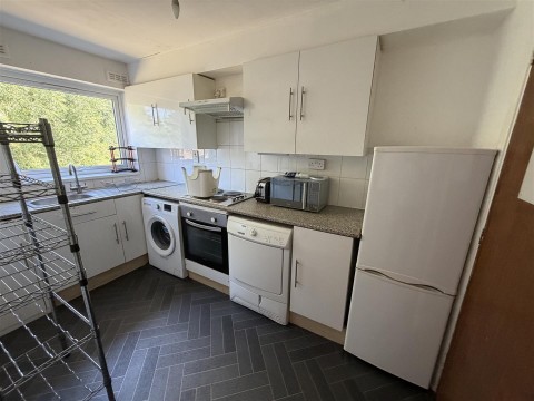 View Full Details for Oakley Close, Isleworth