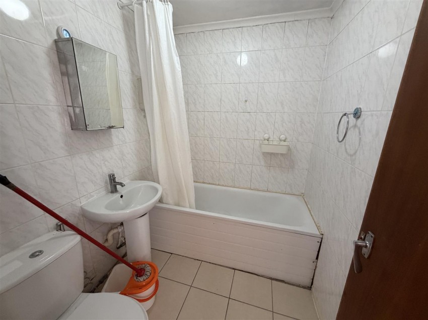Images for Oakley Close, Isleworth